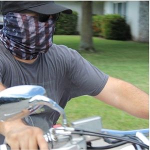 Faceshield, sun mask, snowboarding
